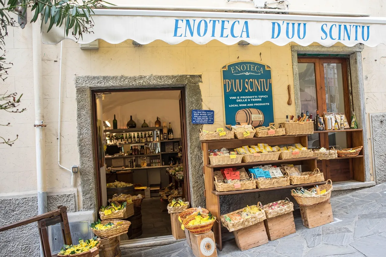 Europe, italy, storefront
