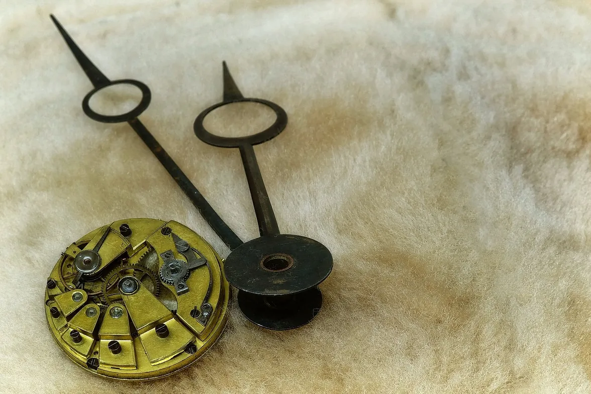 Clock, clockwork, gears