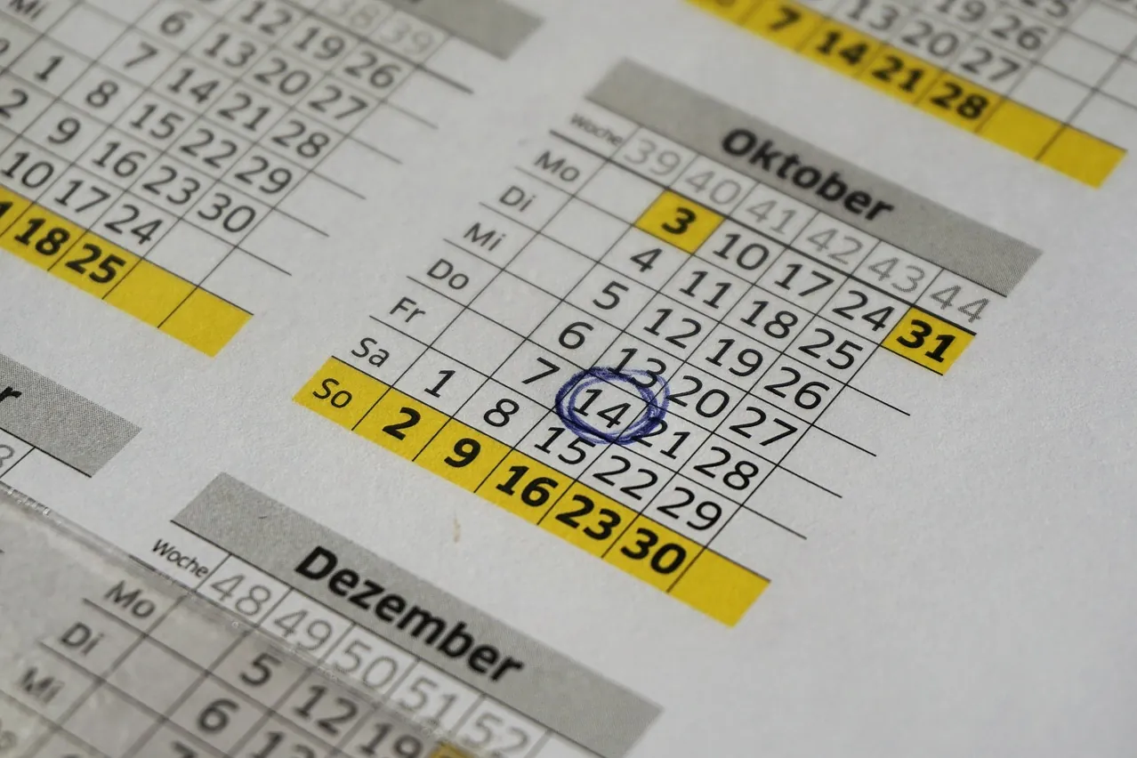 Calendar, annual calendar, office