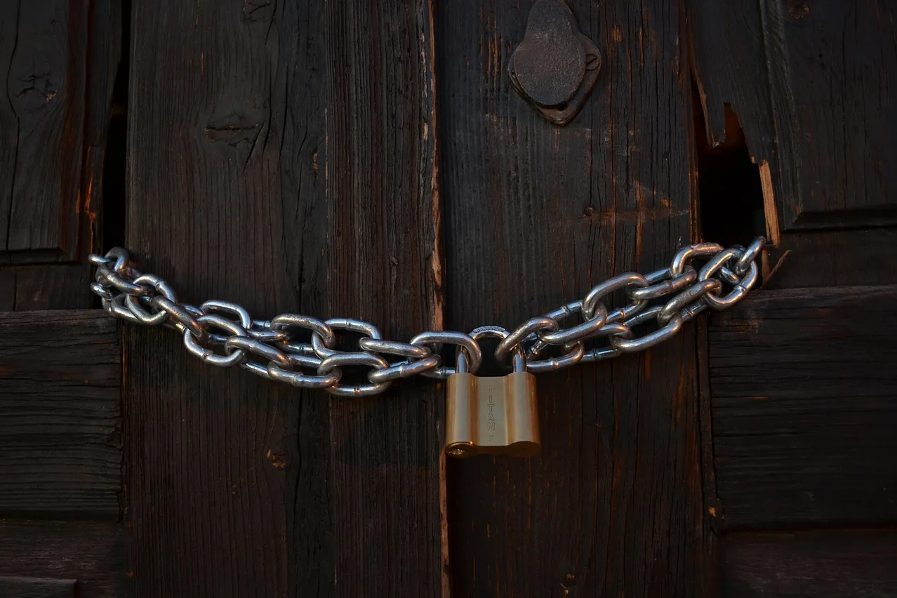 Chains, lock, doors