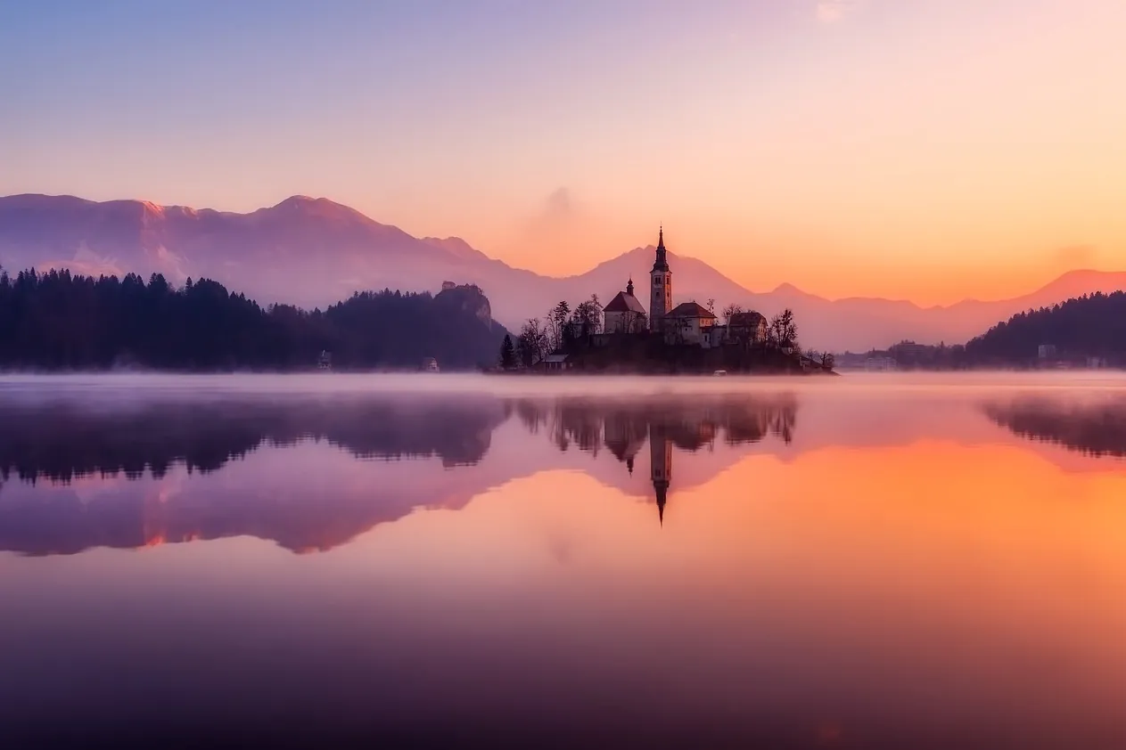 Lake, sunset, reflection