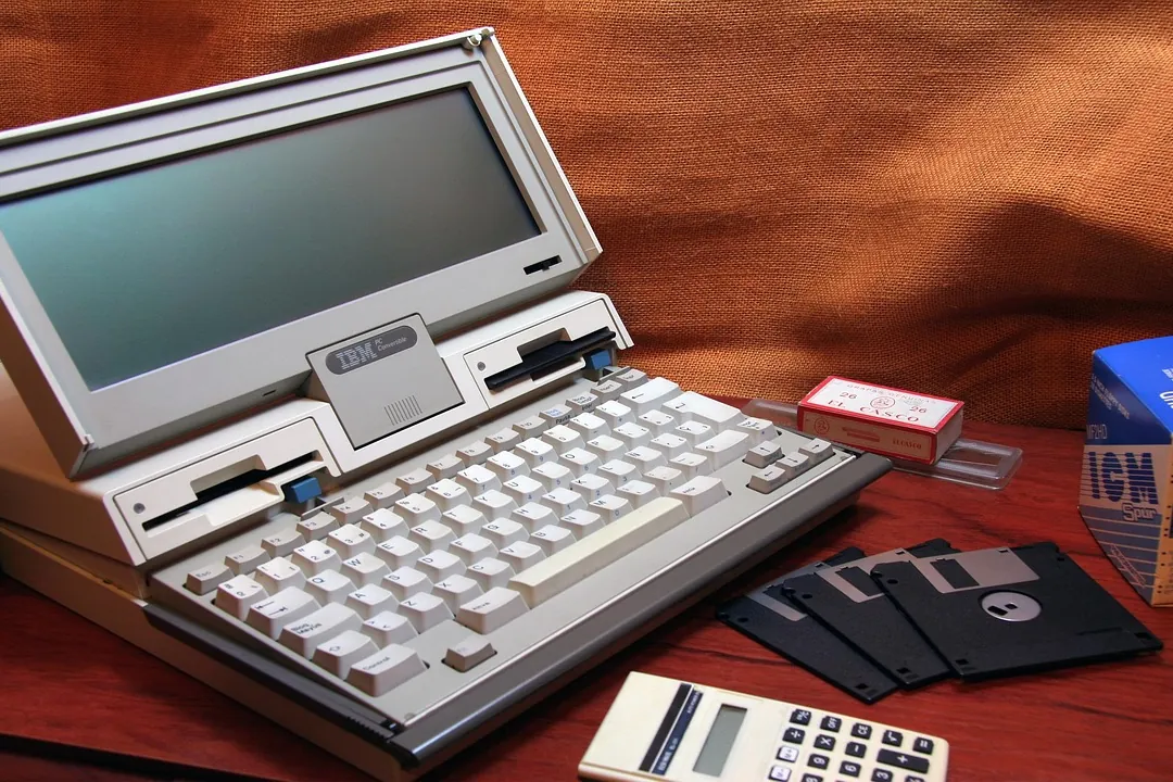 Computer, laptop, vintage