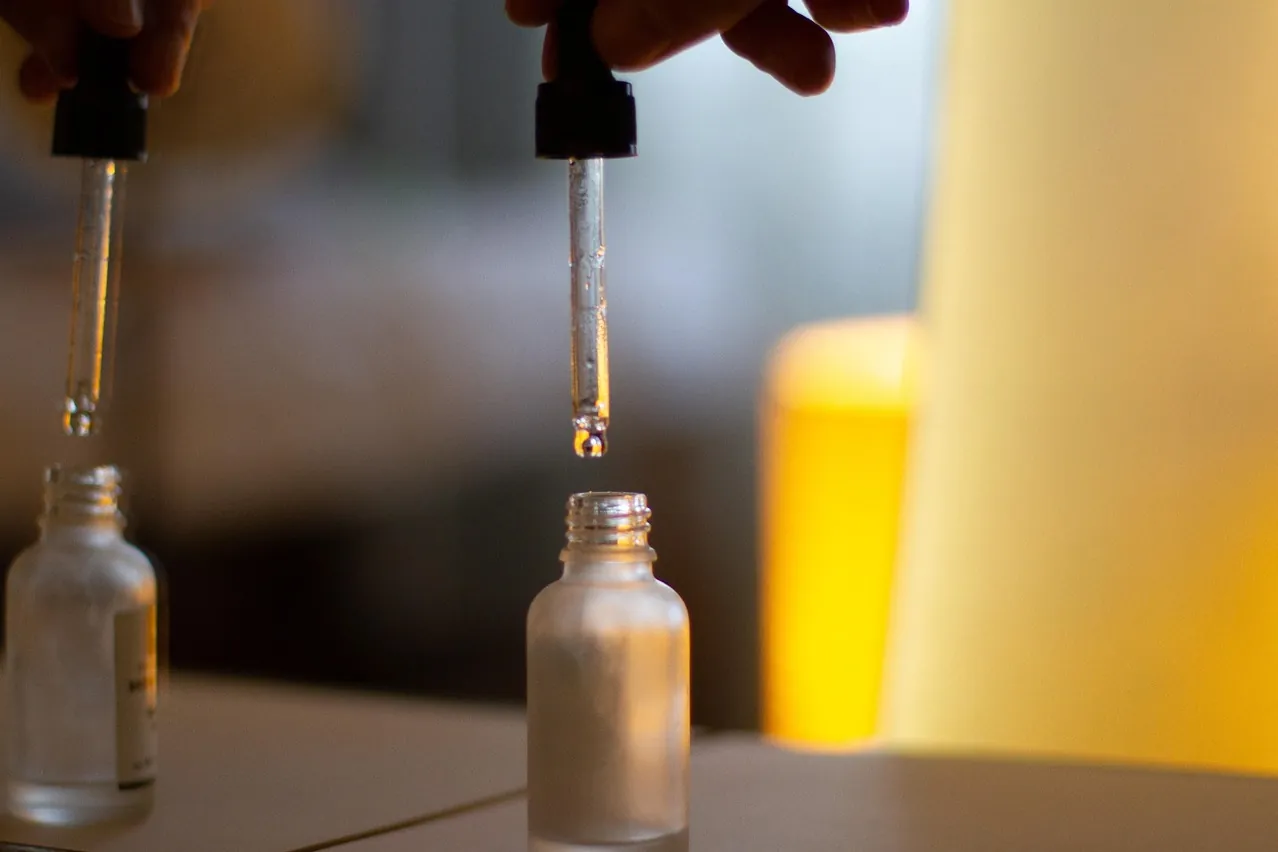 Oil, pipette, cosmetology